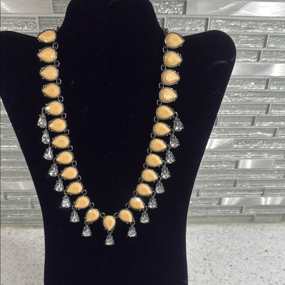 Logo By Lori Goldstein Elegant Cream And Silver Necklace